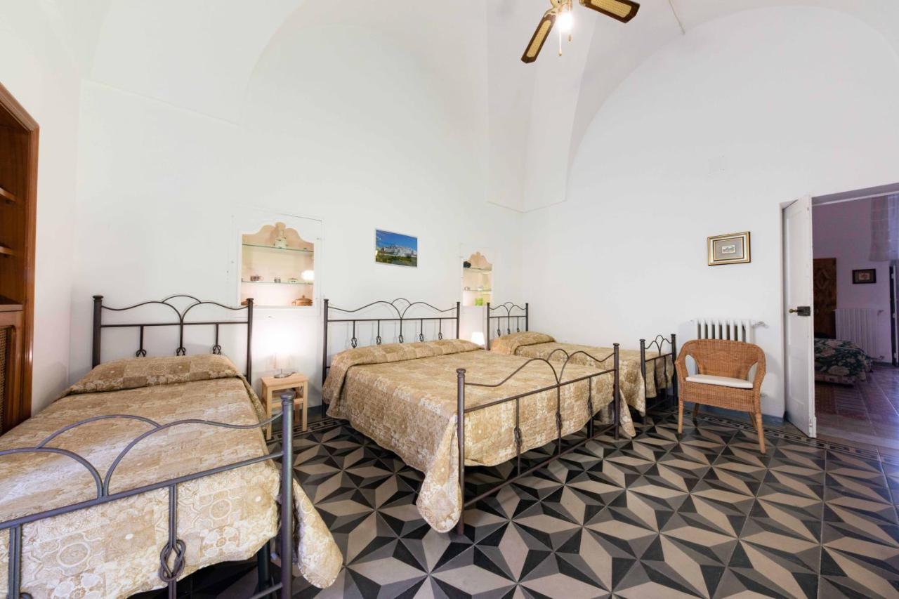 Casa Vacanza La Stradella 오스투니 외부 사진