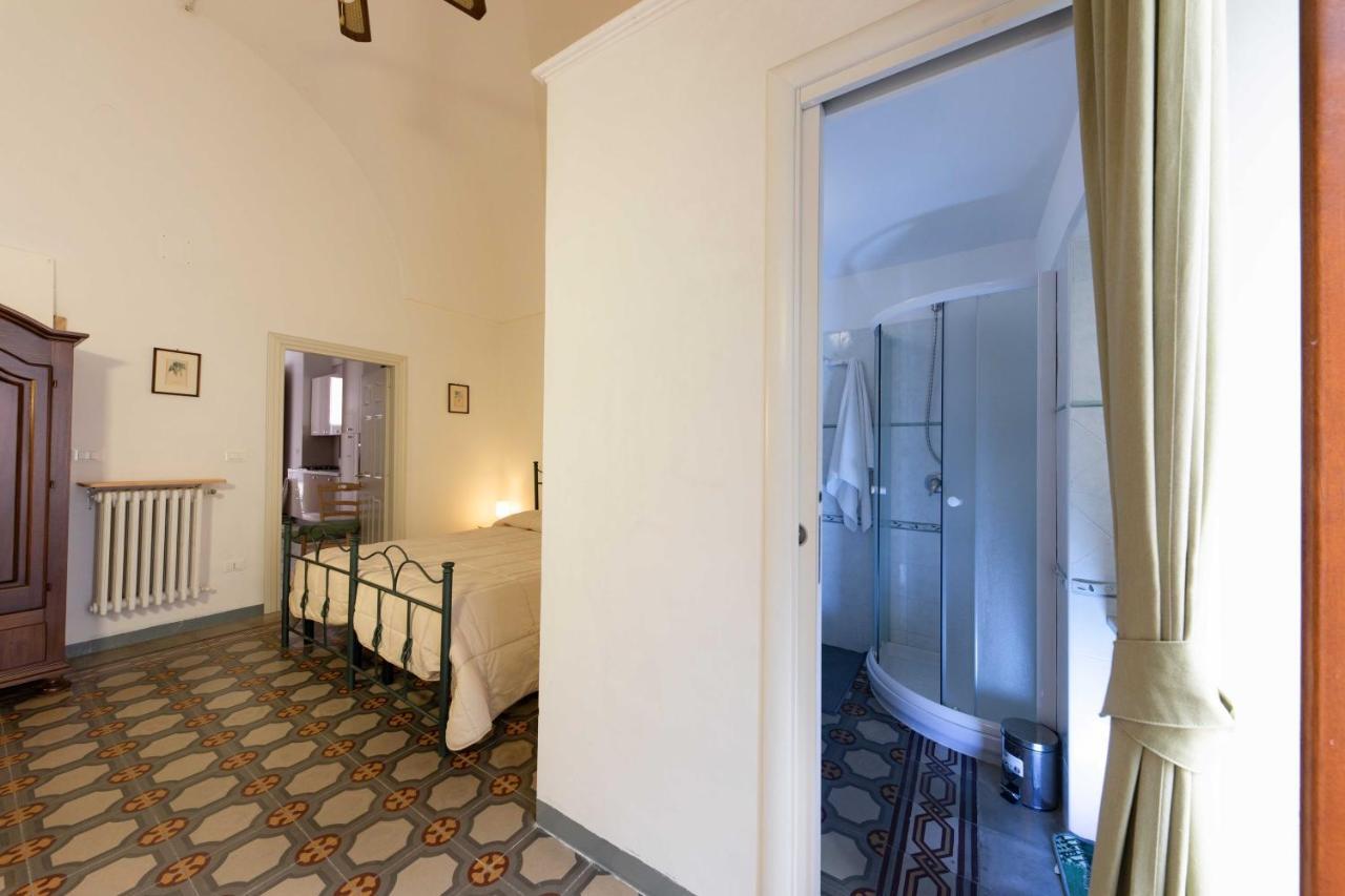 Casa Vacanza La Stradella 오스투니 외부 사진